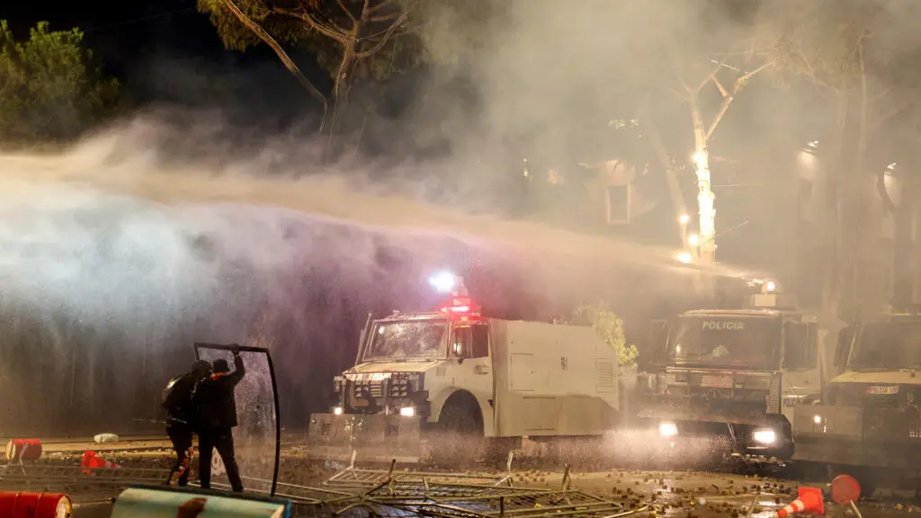 Rama acuză forțe externe că stau în spatele protestelor din Tirana
