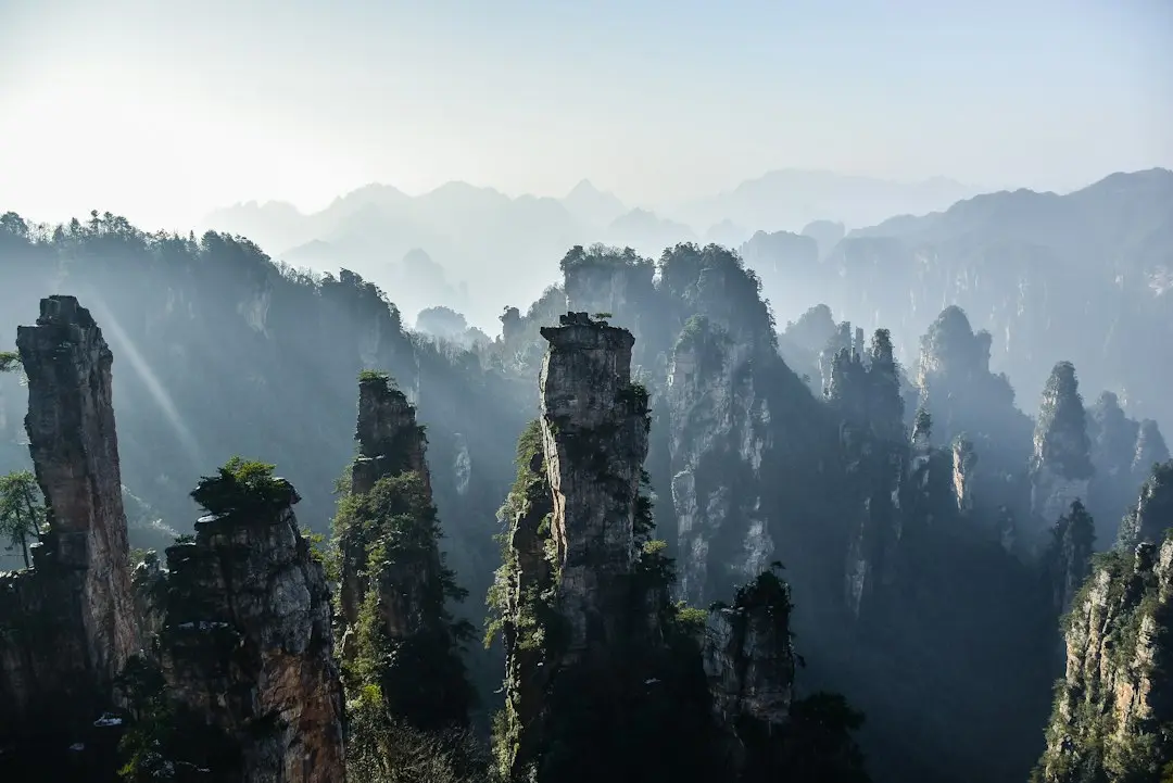 Bursa din China în cădere liberă: Entuziasmul pentru AI se stinge brusc