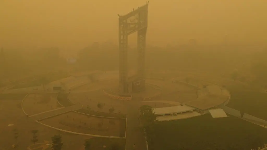 Focurile din pădurile indoneziene provoacă criză de sănătate în Asia de Sud‑Est