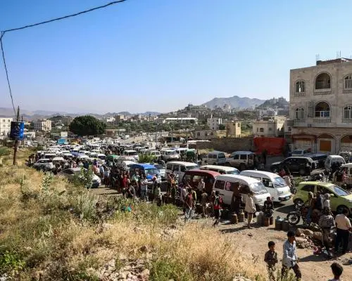 Raketă Houthi dovedire mortală la un antrenament militar din Yemen: 53 morți
