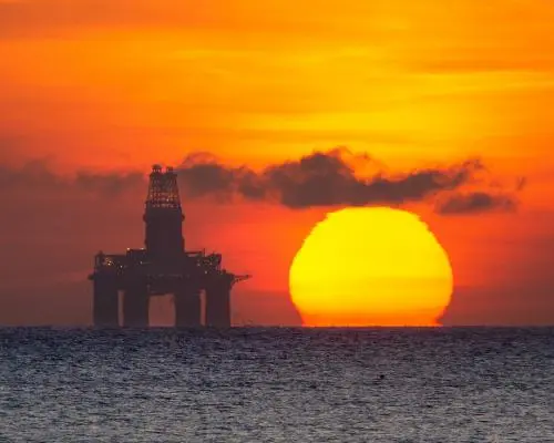 aprobarea controversială a câmpului de gaze, izvorând tensiuni climatice