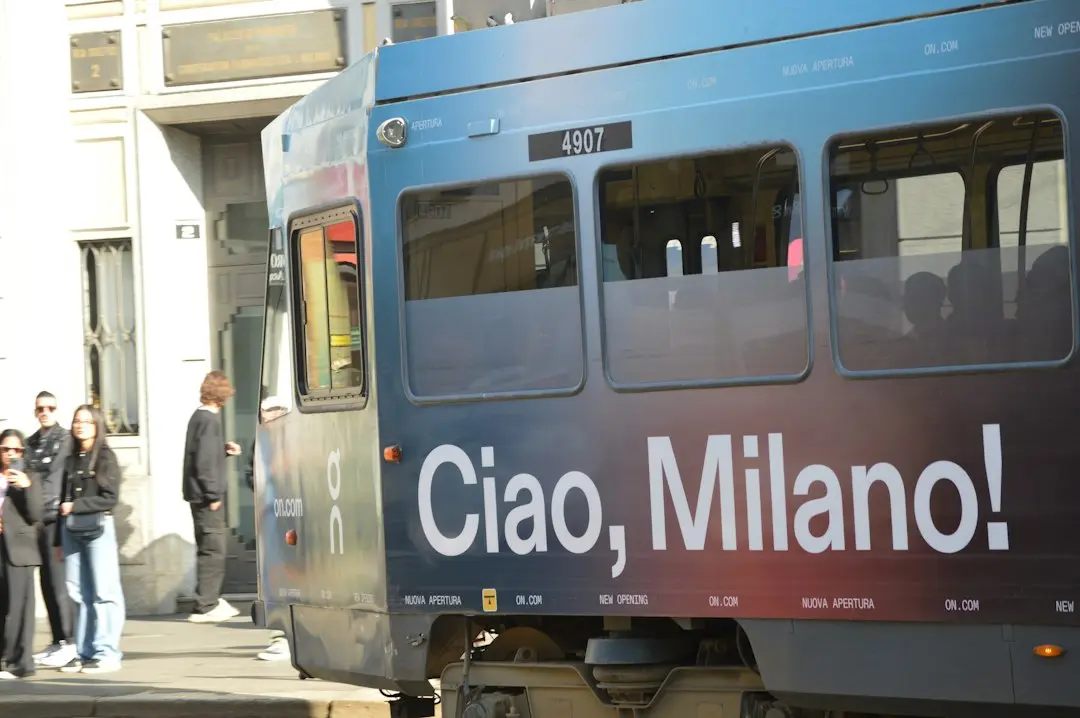 Milano în stare de alertă: Giorgia Meloni convoacă un summit de urgență după revoltele violente