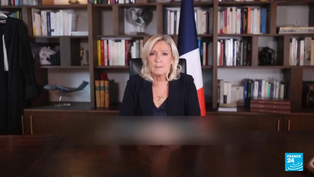 Proteste la Orléans împotriva lansării campaniei Marinei Le Pen