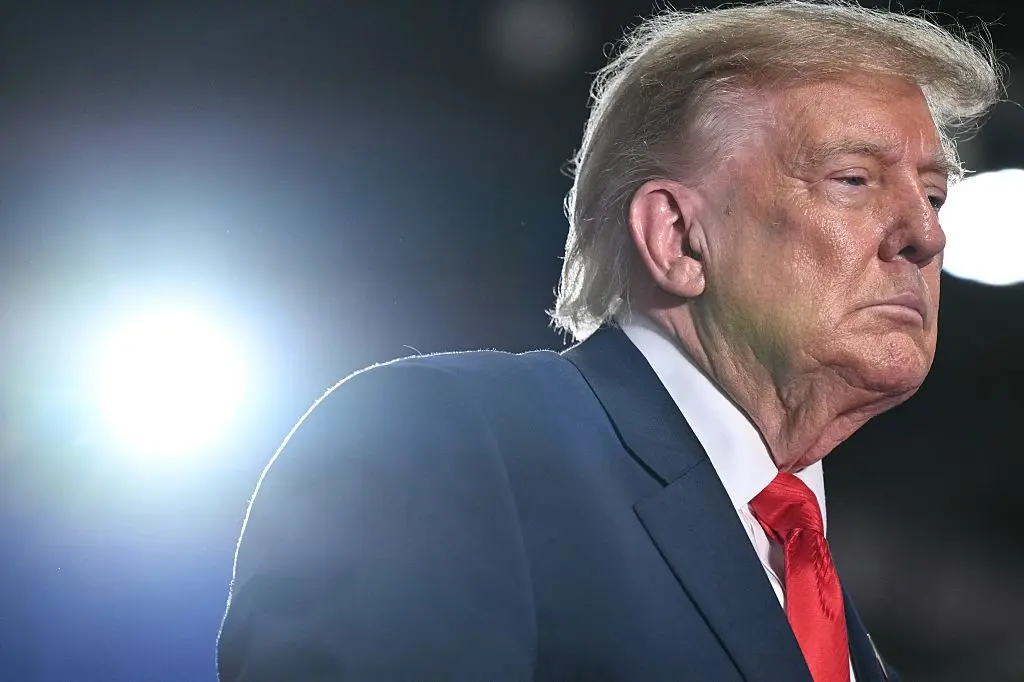 Trump aruncă vina pe Ucraina pentru prețurile la combustibil