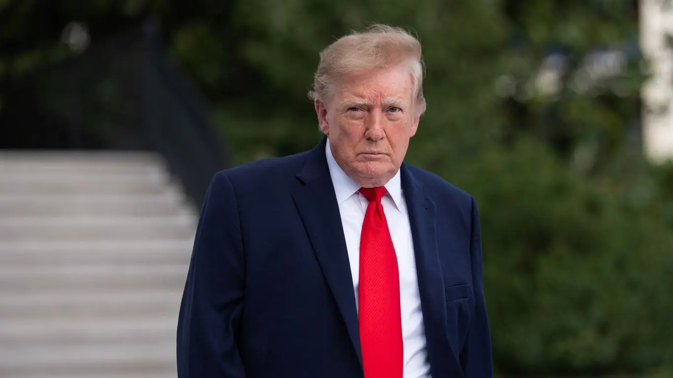 Trump nega interferența administrației sale cu Starlink-ul folosit de Ucraina