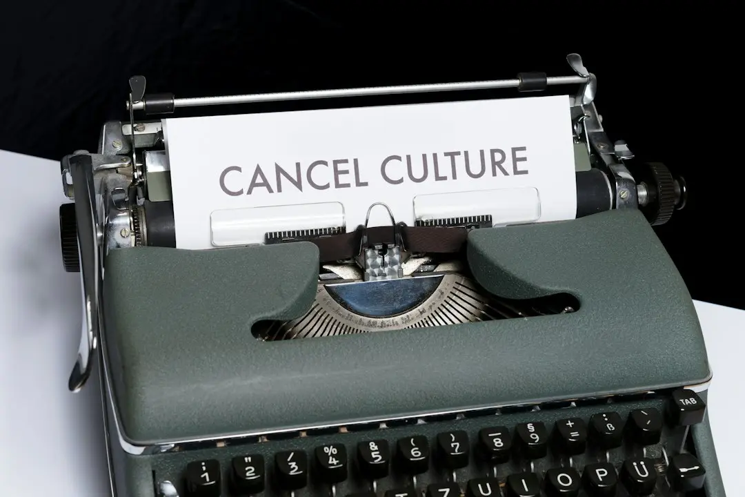 Lovitură la facturi: Cancelarul britanic elimină abonamentul zilnic la gaze pentru milioane de familii